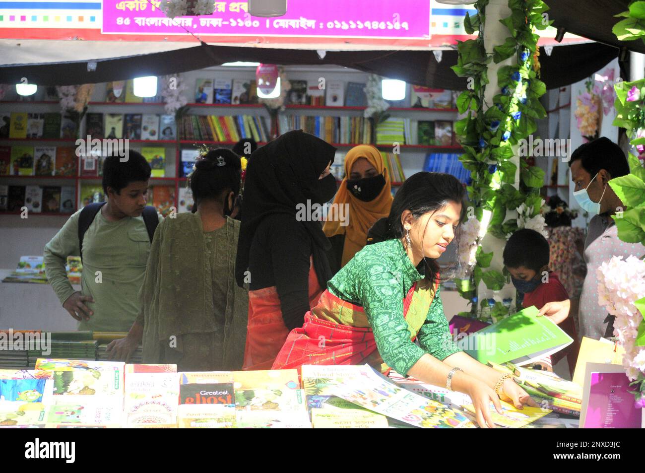 Die internationale Buchmesse Dhaka 2023 wird in Dhaka, Bangladesch, als „Ekushey Boi Mela“ bezeichnet. Stockfoto