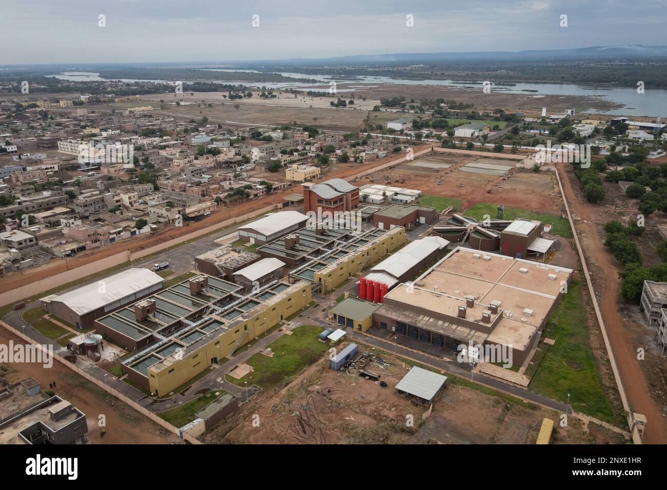 Nicolas Remene / Le Pictorium - Wasseraufbereitungsanlage für den Fluss Kabala Niger. - 19/5/2021 - Mali / Bamako District / Bamako - Luftaufnahme des Kab Stockfoto