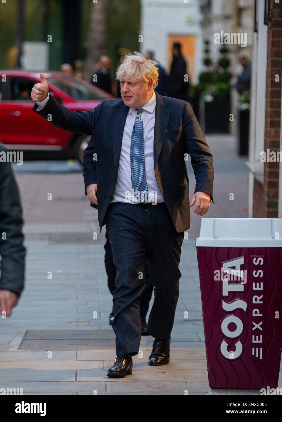 London, England, Großbritannien. 1. März 2023. Der ehemalige britische Premierminister BORIS JOHNSON wird gesehen, wie er vor der Rede seiner Frau Carrie bei einem Wahlkampf in der Westminster Chapel eintrifft. (Kreditbild: © Tayfun Salci/ZUMA Press Wire) NUR REDAKTIONELLE VERWENDUNG! Nicht für den kommerziellen GEBRAUCH! Kredit: ZUMA Press, Inc./Alamy Live News Stockfoto