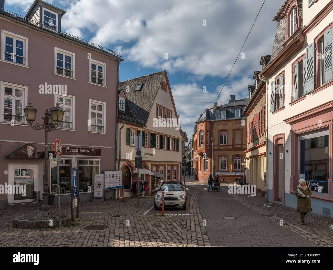 Häuser in der historischen Altstadt von Eltville am Rhein im Rheintal, Hessen, Deutschland Stockfoto