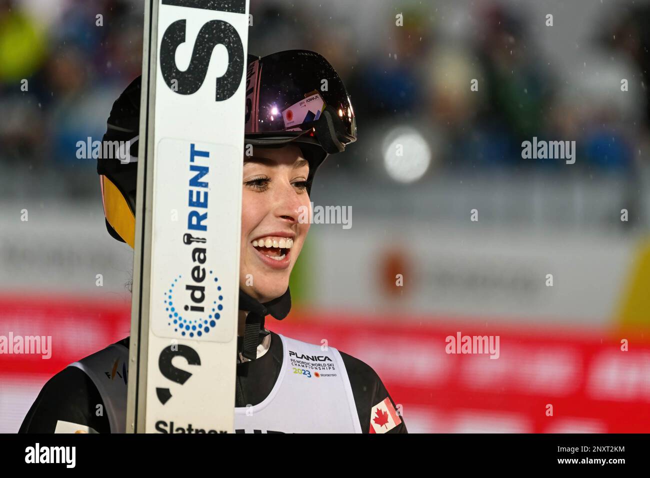 Planica, Slowenien. 01. März 2023. Gewinner Alexandria Loutitt von Kanada feiert während des Ski Jumping Individual Women HS 138 bei der FIS Nordic Skiing World Championships in Planica Credit: SOPA Images Limited/Alamy Live News Stockfoto