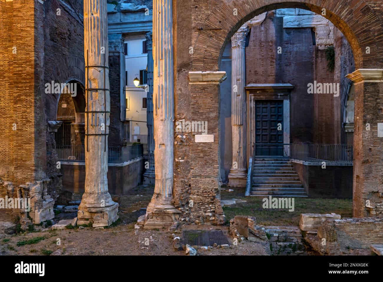 Der Bereich des Teatro Marcello (Theater des Marcellus) und Portico di Ottavia (Portikus der Octavia), Rom Italien Stockfoto