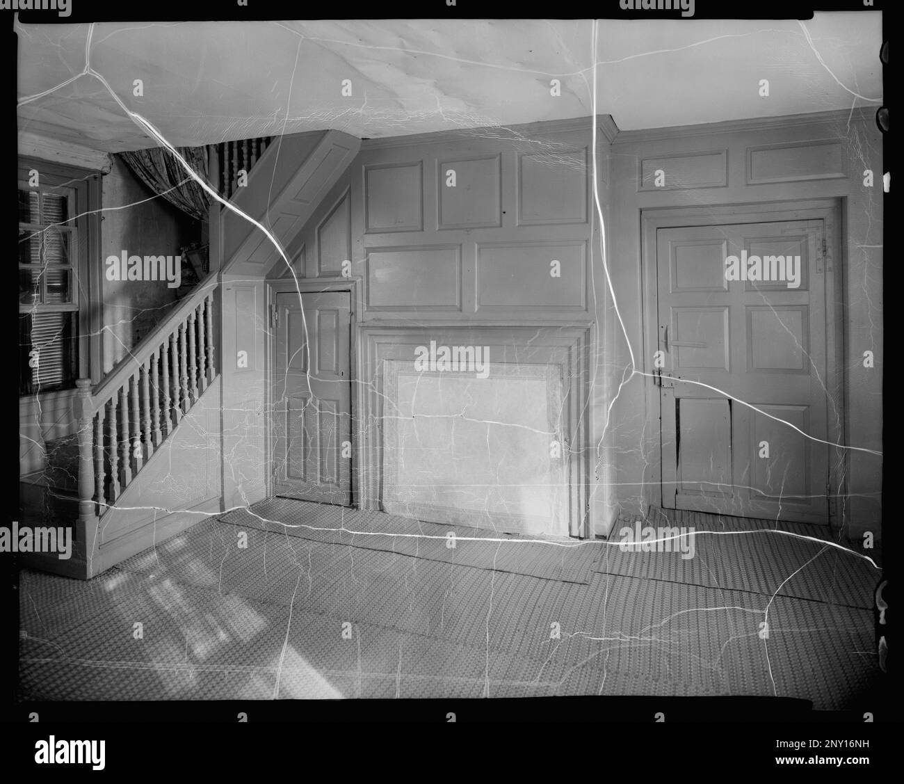 Ohio, Chesconessex vic., Accomack County, Virginia. Carnegie Survey of the Architecture of the South (Carnegie-Umfrage zur Architektur des Südens). United States Virginia Accomack County Chesconessex vic, Treppen, Holzarbeiten, Innenausstattung. Stockfoto