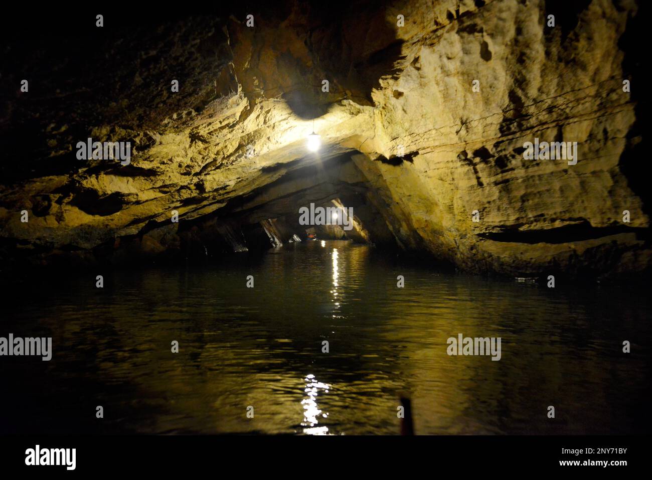 Höhle, Bootstour, Trang An, Ninh Binh, Vietnam Stockfoto