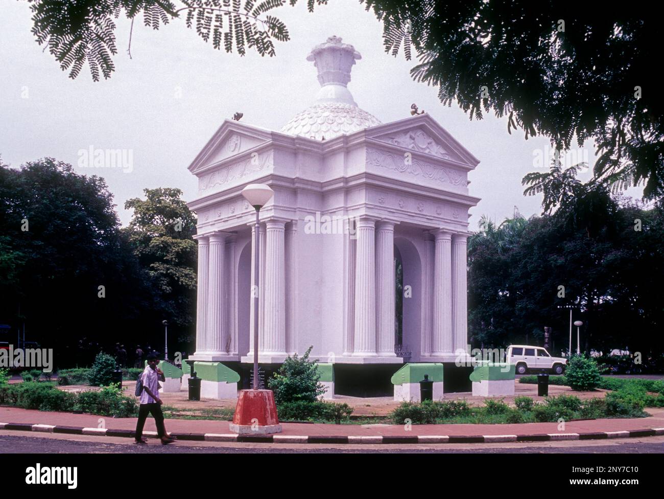 Französisches Denkmal in Puducherry Pondicherry, Südindien, Indien, Asien Stockfoto