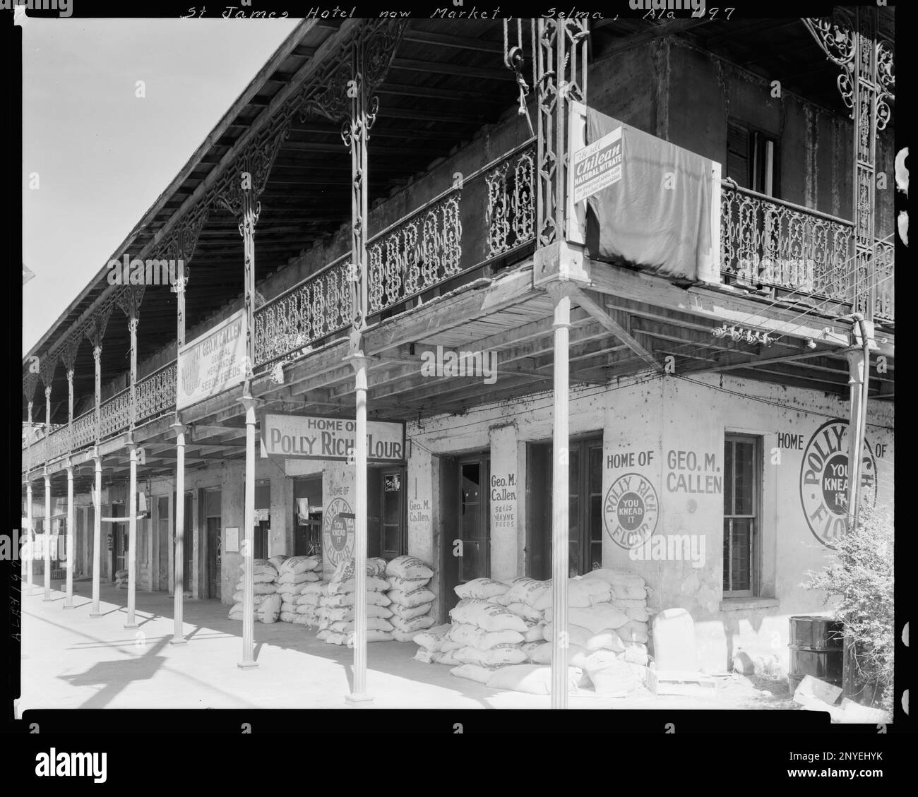 St. James' Hotel, Selma, Dallas County, Alabama. Carnegie Survey of the Architecture of the South (Carnegie-Umfrage zur Architektur des Südens). Usa, Alabama, Dallas County, Selma, Eisenarbeiten, Balkone. Stockfoto