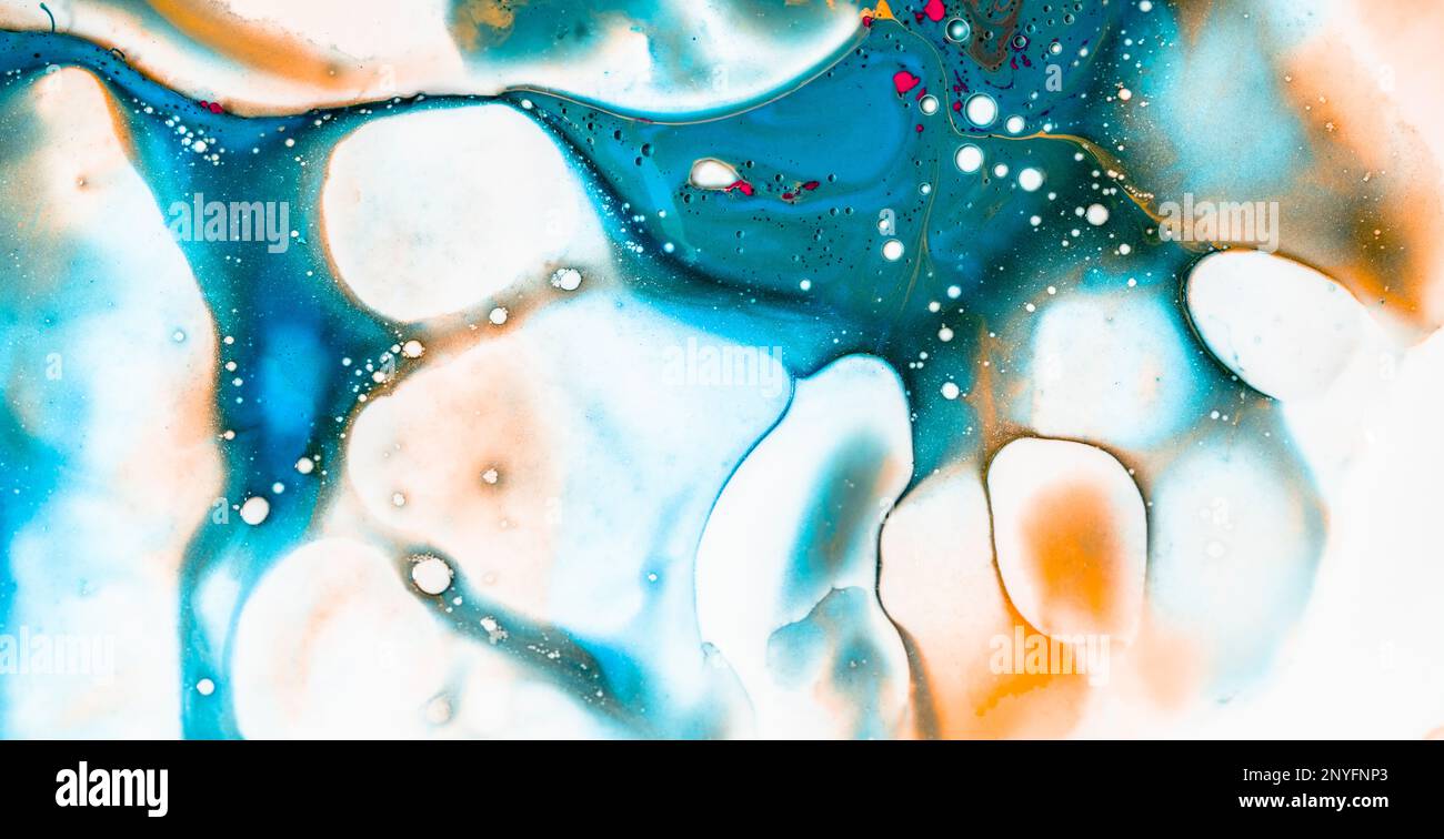 Abstrakter Hintergrund von lebendigen blauen und weißen Farbe mischen mit Unterschiedliche Farbtöne, die eine ungleichmäßige Oberfläche erzeugen Stockfoto