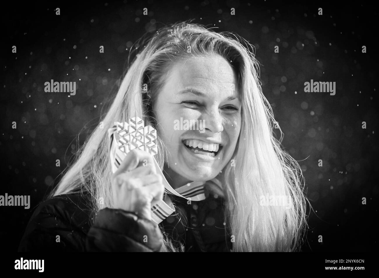 Sprecherin des emily programms Schwarzweiß-Stockfotos und -bilder - Alamy