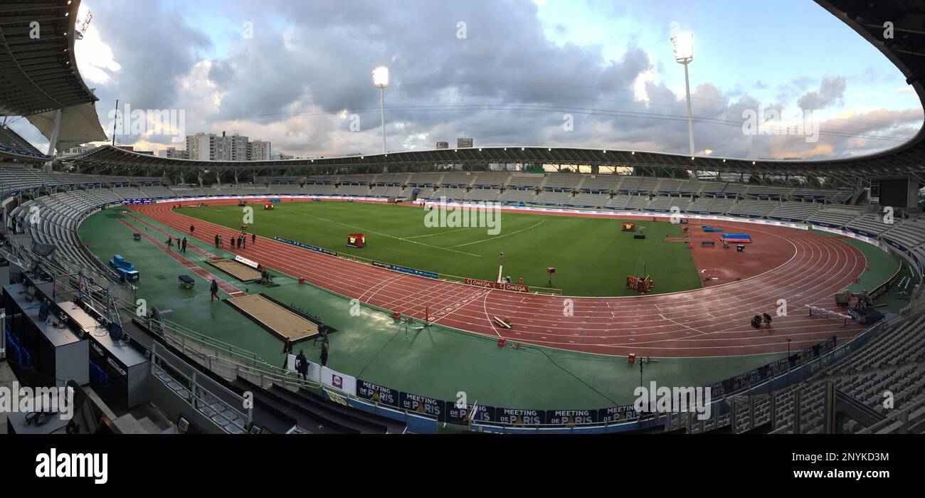 General overall panoramic view of Charlety Stadium in Paris on Friday, June 30, 2017. The venue will play host to the 2017 Meeting de Paris and the 2020 European Athletics Championships. (Kirby Lee via AP Images) Stockfoto