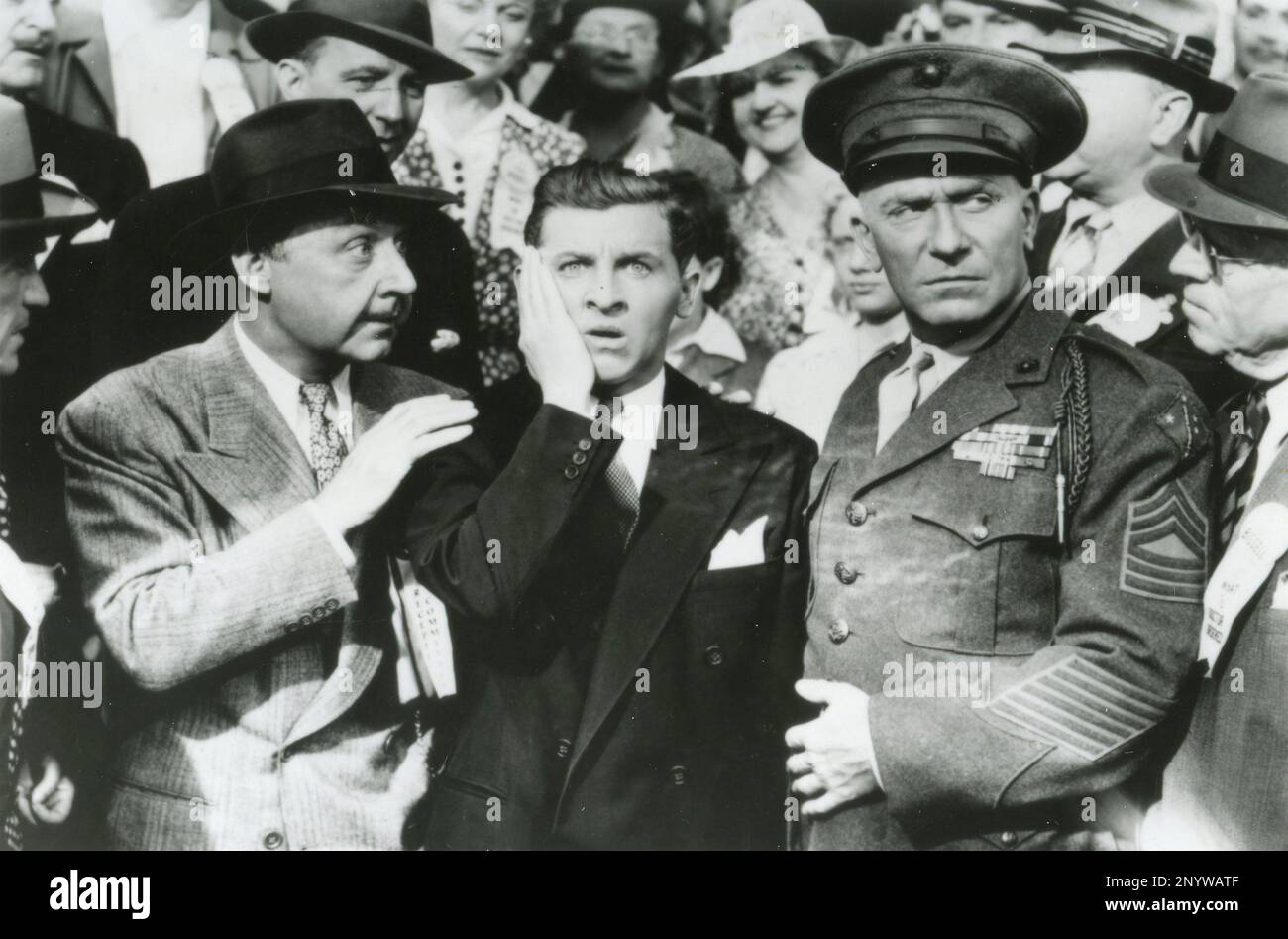 Die amerikanischen Schauspieler Franklin Pangborn, Eddie Bracken und William Demarest im Film Ave the Eroquering Hero, USA 1944 Stockfoto