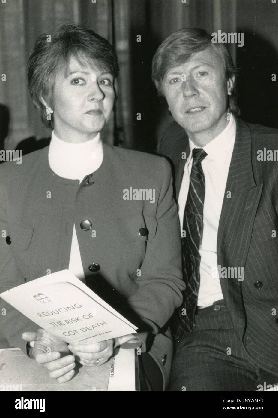 Die britische TV-Moderatorin Anne Diamond und ihr Mann Mike Hollingsworth, UK 1992 Stockfoto