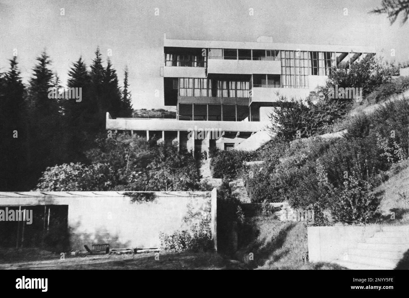 1927 - 1929 , Los Angeles , USA : Das Lowell Health House entworfen vom gefeierten österreichischen Architekten RICHARD NEUTRA ( Wien 1892 - Wuppertal 1970 ) - ARCHITETTURA - ARCHITETTO - Abitazione - Casa - House - AVANTGUARDIA - AVANTGARDE - RAZIONALISMO - RAZIONALISTA - Movimento Moderno - FUNZIONALISMO - GBB- Archivio Stockfoto