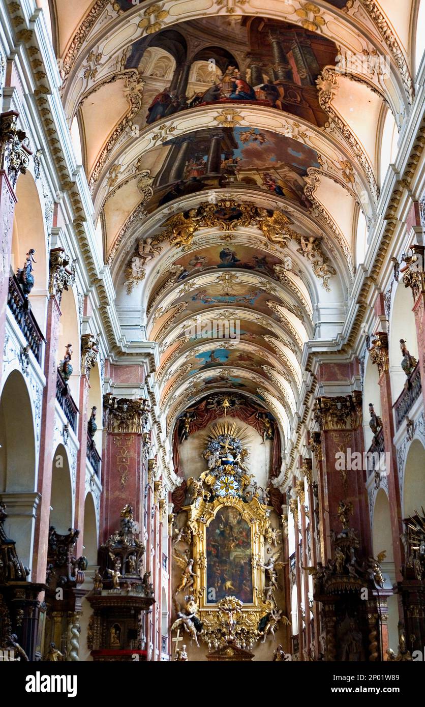 Jakub Kirche / Iglesia de Santiago.Prague. Tschechische Republik Stockfoto