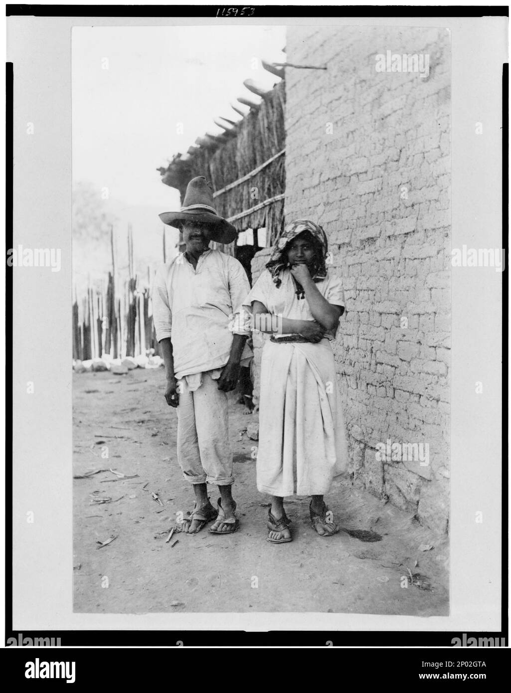 Peon-Paar. Titel abgeschrieben von item, Frank und Frances Carpenter Collection, Copyright von C.B. Waite, Mexiko-Stadt, Paare, Mexiko, 1880-1900. Stockfoto