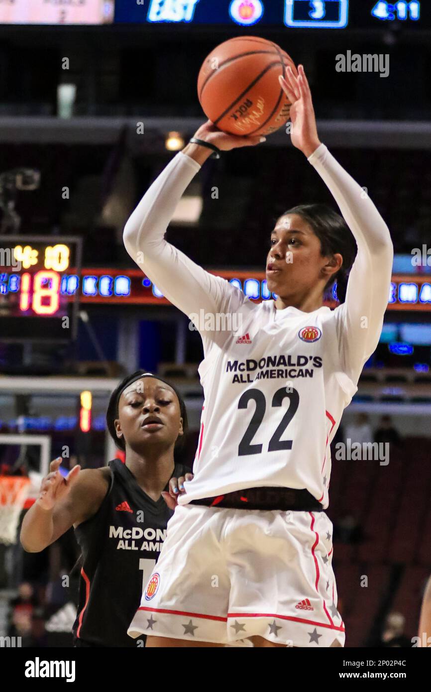 Wednesday MAR 29 - West's Evina Westbrook (22) puts up a shot during the McDonalds All American game at the United Center in Chicago, IL. (Cal Sport Media via AP Images) Stockfoto