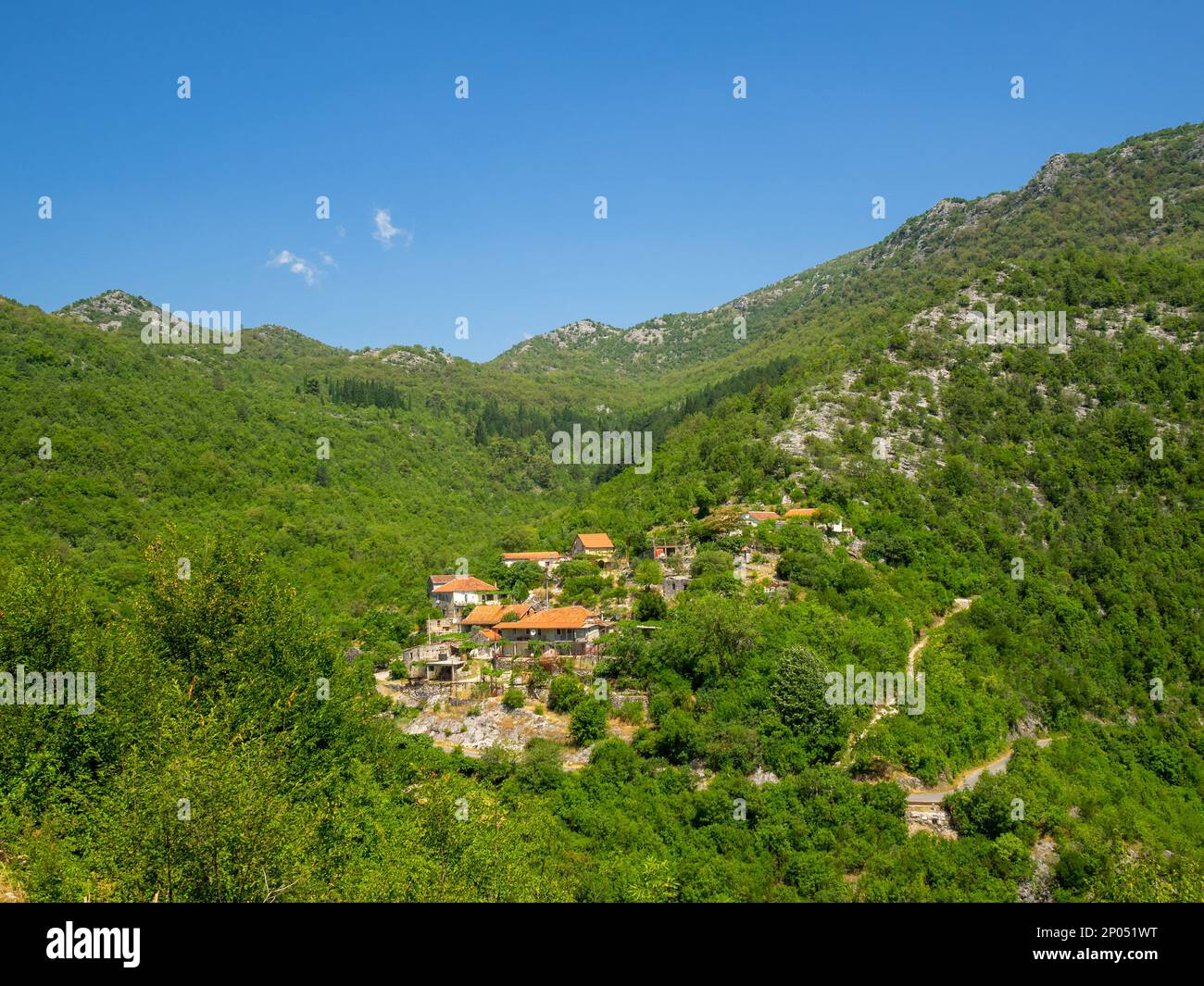 Ein Weiler in den Bergen des Lovcen Nationalparks, Montenegro Stockfoto