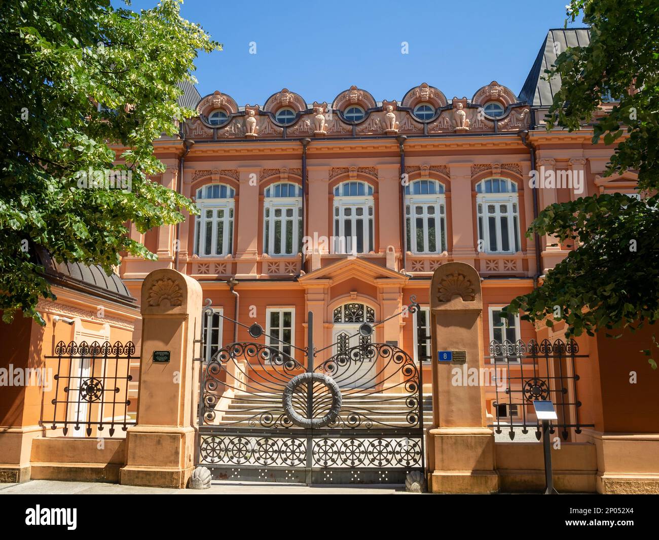 Alte russische Botschaft in Cetinje, Montenegro Stockfoto