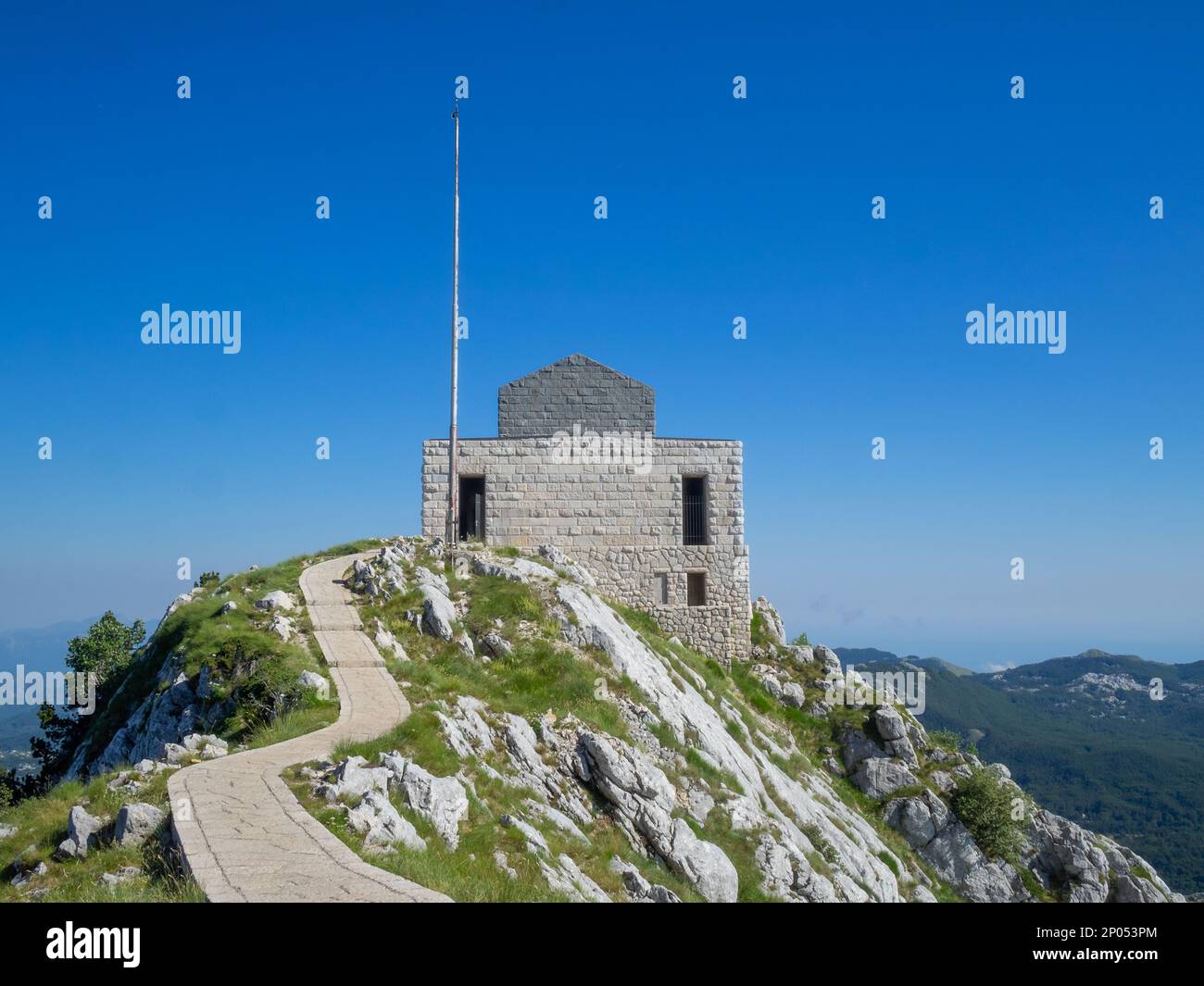 Mausoleum des Petar II Petrovic Negos-Gebäudes aus der Sicht Stockfoto