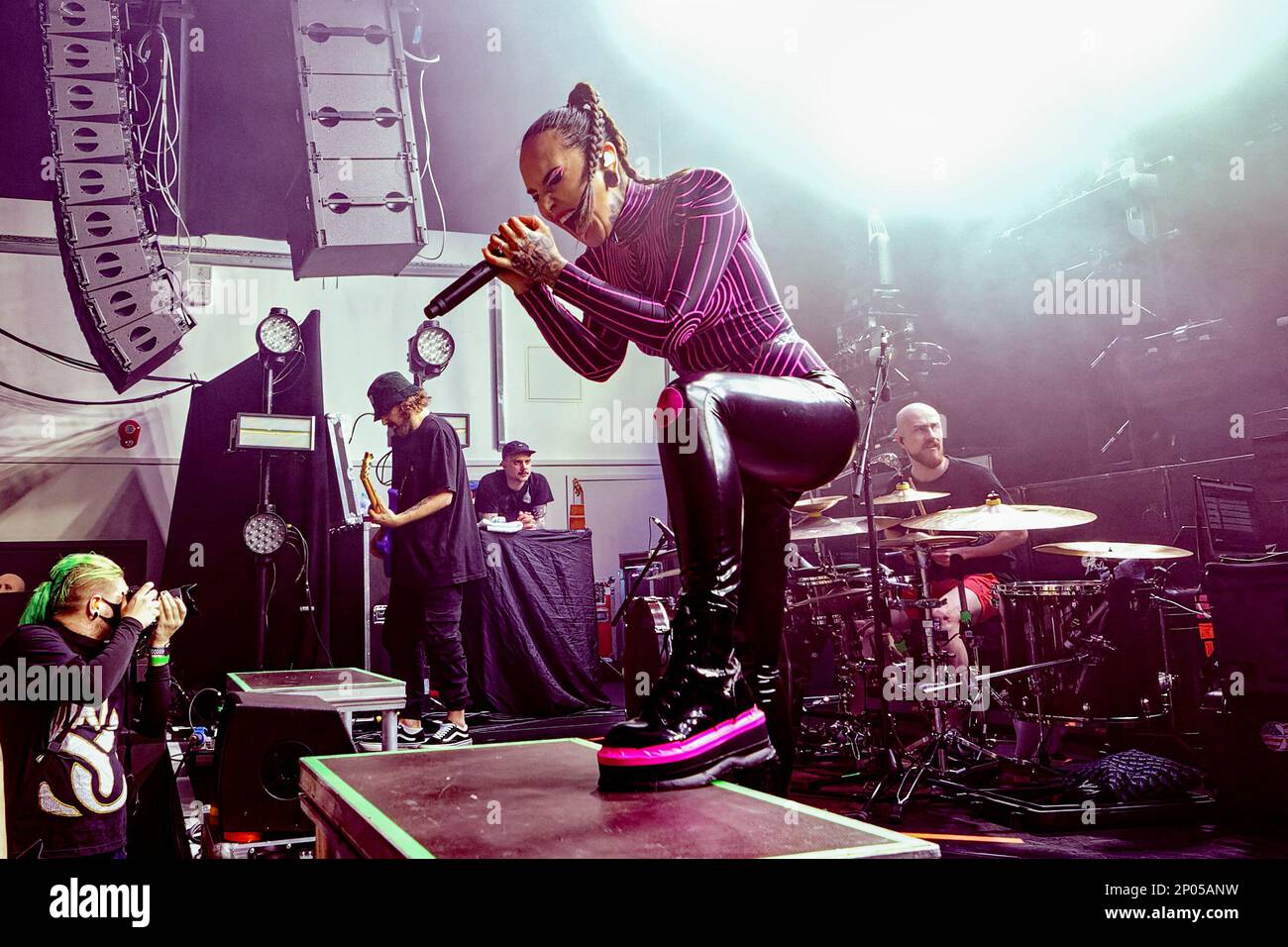 1. März 2023: Tatiana Shmayluk von der ukrainischen NuMetal Band Jinjer Live bei Liverpool Guild of Students (Kreditbild: © Andy von Pip/ZUMA Press Wire) NUR REDAKTIONELLE VERWENDUNG! Nicht für den kommerziellen GEBRAUCH! Stockfoto