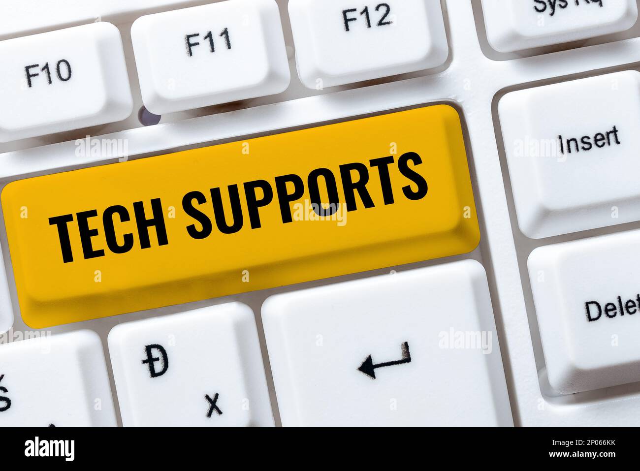 Schreiben Text anzeigen Tech Supports. Unterstützung durch Techniker Online oder Callcenter Customer Service Stockfoto