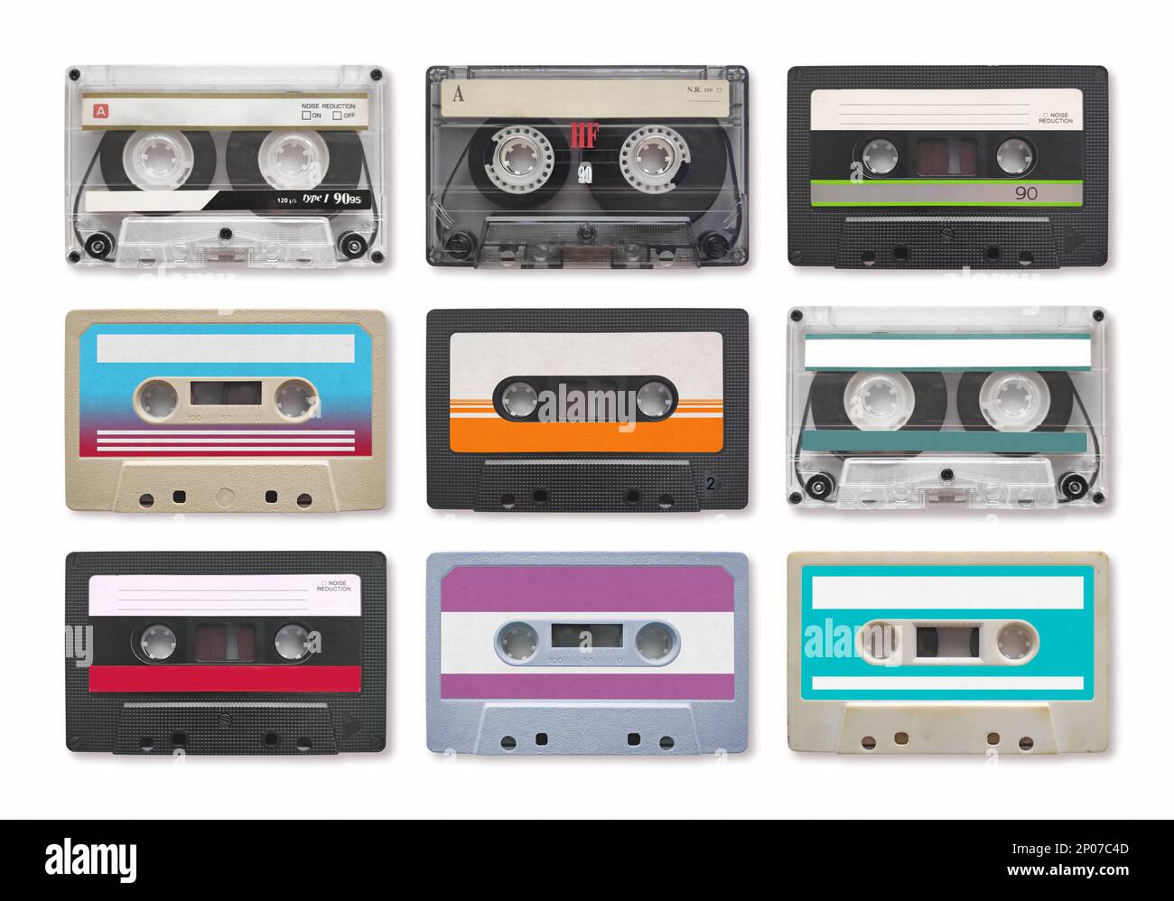 9 Audiokassetten isoliert auf weißem Hintergrund. Stockfoto