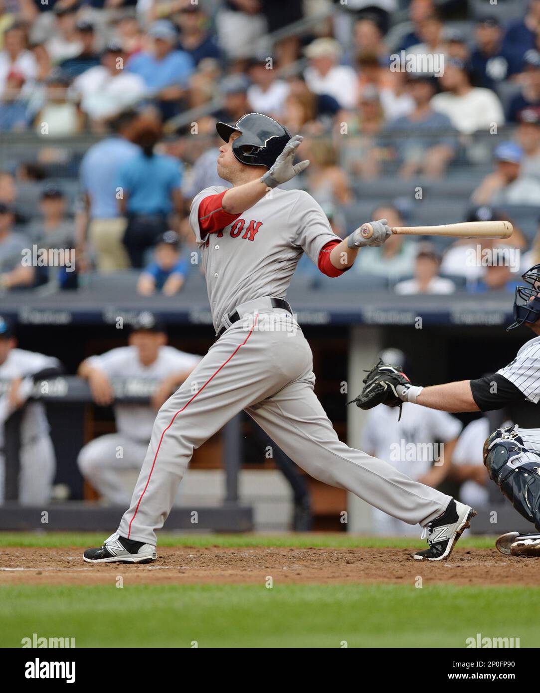 Boston RedSox infielder Aaron Hill (18) during game against the New York Yankees at Yankee Stadium in Bronx, New York on July 16, 2016. RedSox defeated Yankees 5-2. (Tomasso DeRosa via AP) Stockfoto