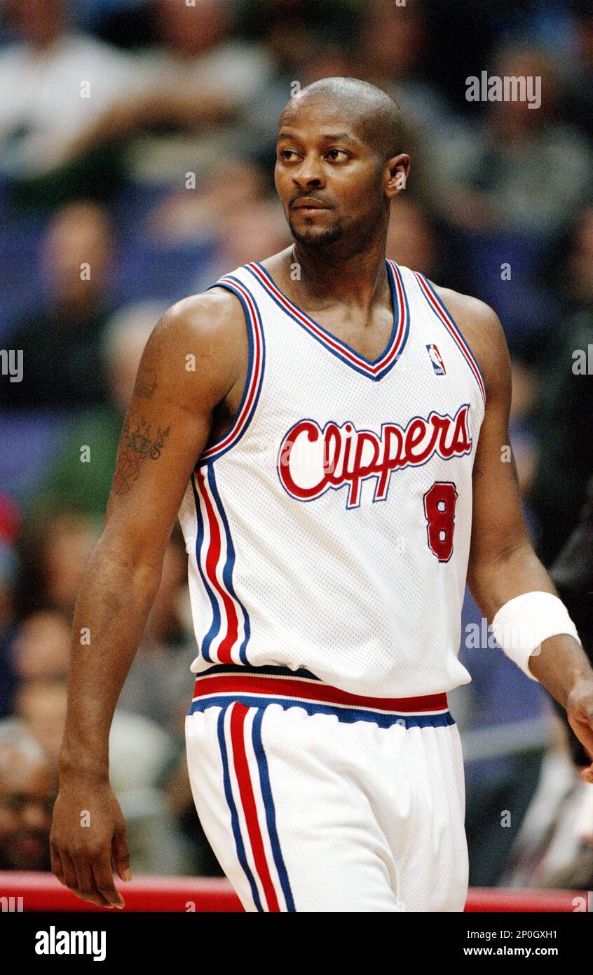 21 Jan 2000: Tyrone Nesby of the Los Angeles Clippers during the Clippers 95-89 loss to the Minnesota Timberwolves at the Staples Center in Los Angeles, CA. (Photo by Todd Warshaw/Icon Sportswire) (Icon Sportswire via AP Images) Stockfoto
