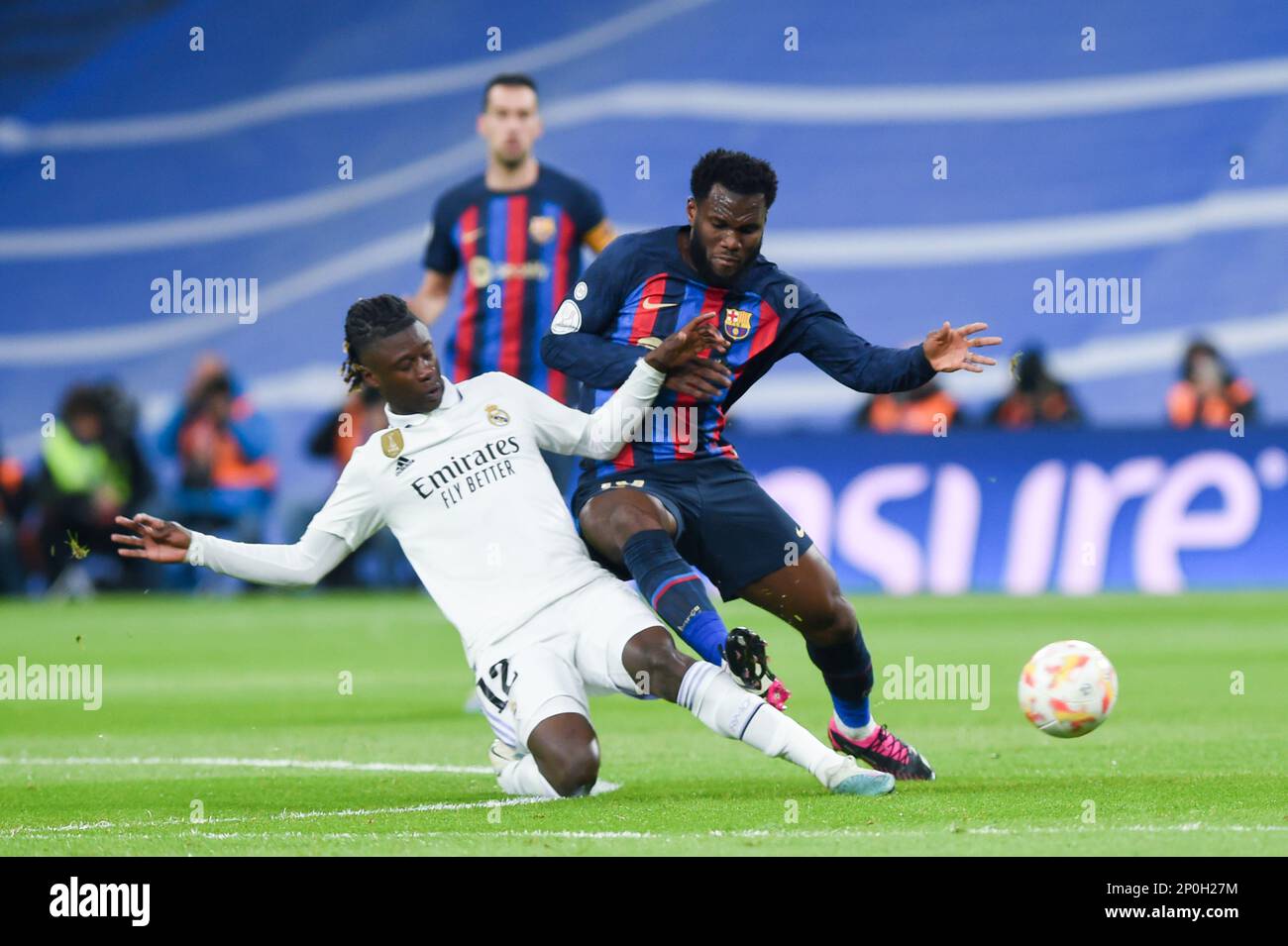 Madrid, Spanien. 2. März 2023. Eduardo Camavinga (L) von Real Madrid spielt mit Franck Kessie von Barcelona während des spanischen Fußballspiels Copa del Rey (King's Cup) zwischen Real Madrid und dem FC Barcelona in Madrid, Spanien, am 2. März 2023. Kredit: Gustavo Valiente/Xinhua/Alamy Live News Stockfoto