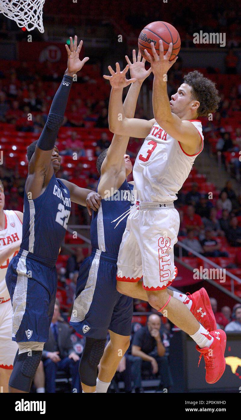 Utah guard Devon Daniels (3) shoots against Concordia during an NCAA college basketball game Tuesday, Nov. 15, 2016, in Salt Lake City. (Leah Hogsten/The Salt Lake Tribune via AP) Stockfoto