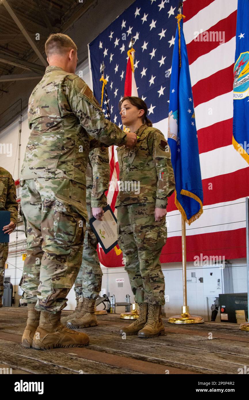Die 2022 herausragenden Gewinner der Airmen of the Year für die Florida