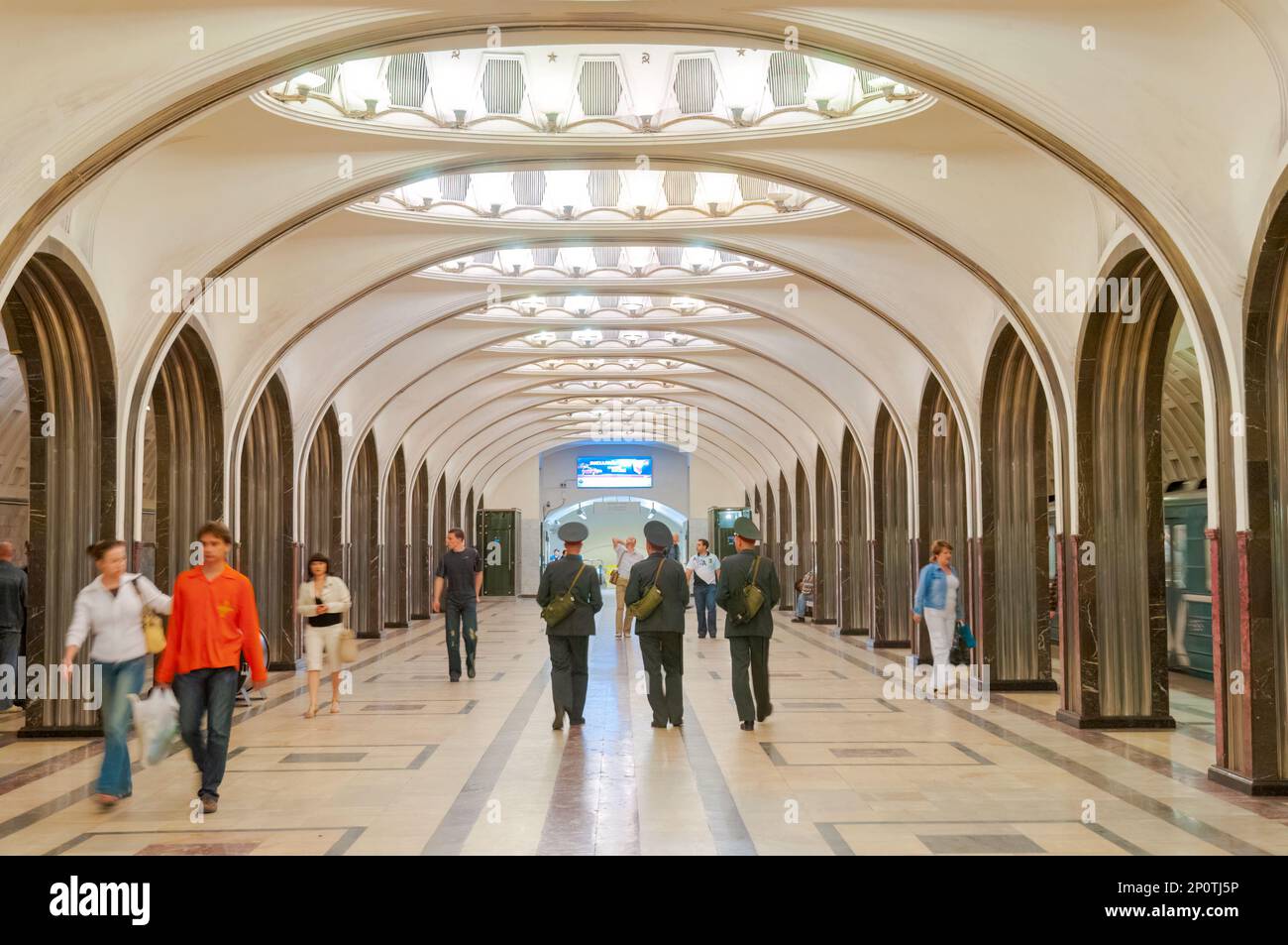 Art-Deco-zentrale Halle Mayakovskaya u-Bahnstation, Moskau, Russland Stockfoto