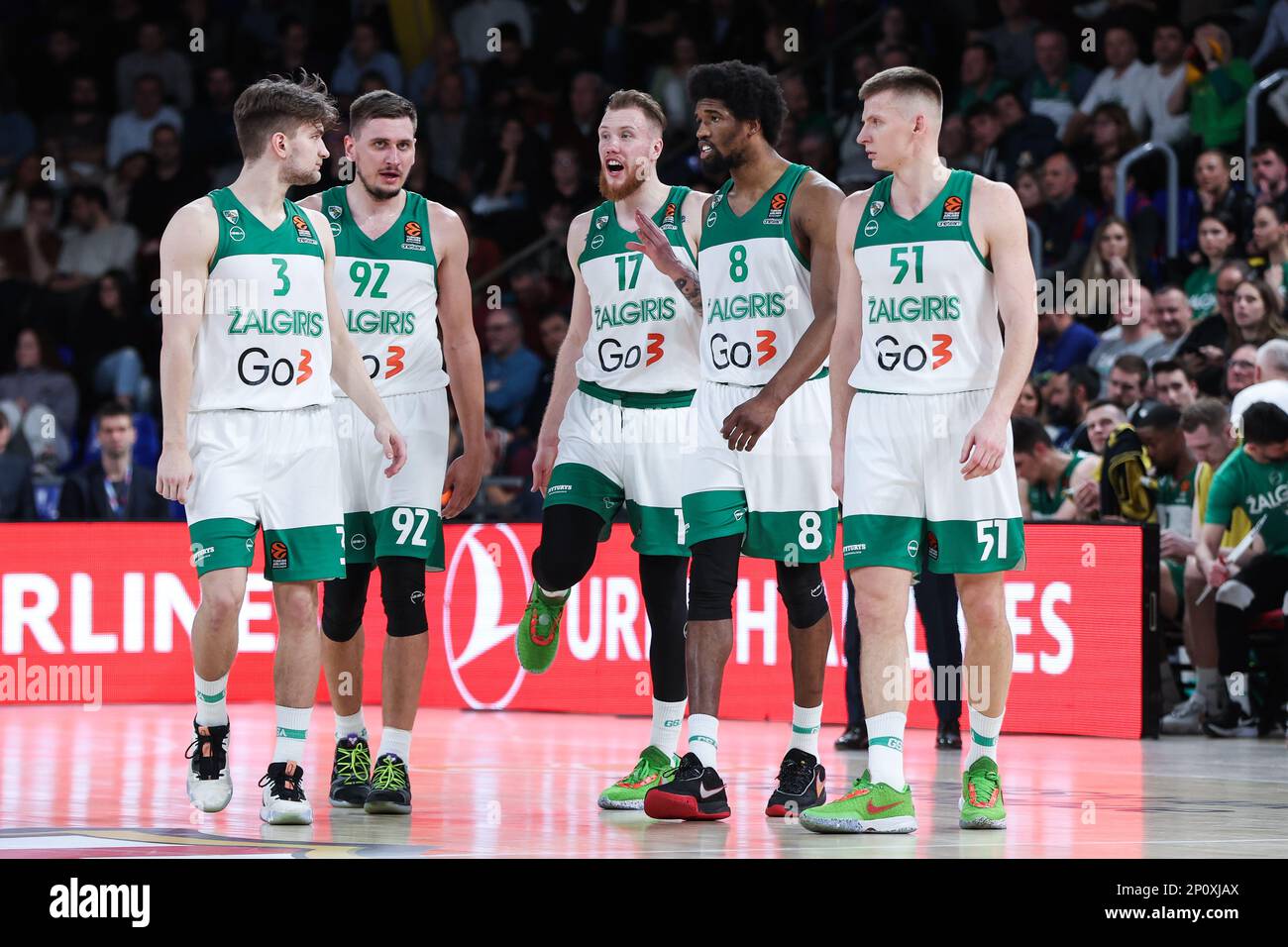 Barcelona, Spanien. 02. März 2023, Spieler von Zalguiris Kaunas während des regulären Saison-Runden-26-Spiels der EuroLeague von Turkish Airlines 2022-23 zwischen dem FC Barcelona und Zalgiris Kaunas am 02. März 2023 in Palau Blaugrana in Barcelona, Spanien. Stockfoto