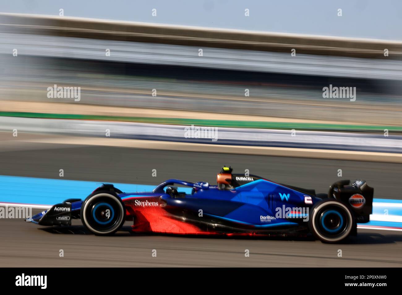 Logan SarSergeant (USA) Williams Racing FW45. Formel-1-Weltmeisterschaft, Rd 1, Bahrain Grand Prix, Freitag, 3. März 2023. Sakhir, Bahrain. Stockfoto