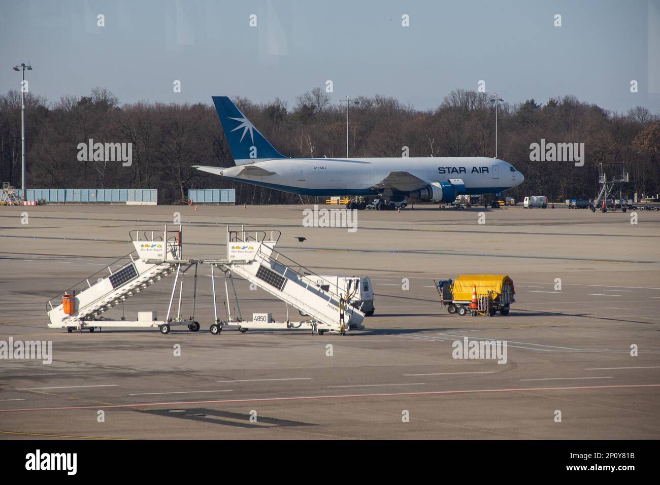 Star Air Flugzeug am Flughafen Köln/Bonn. Kredit: Sinai Noor / Alamy Stock Photo Stockfoto