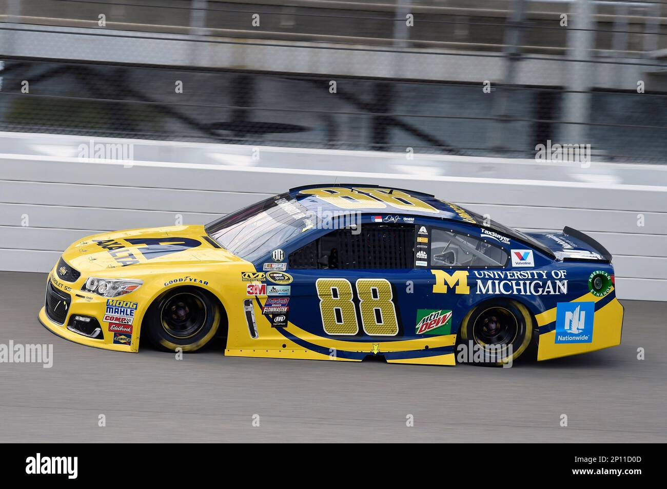 Alex Bowman during the NASCAR Sprint Cup Series race Pure Michigan 400 at Michigan International Speedway, Sunday, August 28, 2016, in Brooklyn, Mich. (AP Photo/NKP, Nigel Kinrade) MANDATORY CREDIT Stockfoto