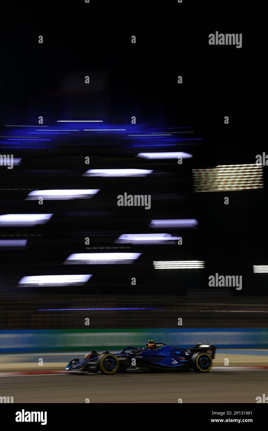 Logan SarSergeant (USA) Williams Racing FW45. Formel-1-Weltmeisterschaft, Rd 1, Bahrain Grand Prix, Freitag, 3. März 2023. Sakhir, Bahrain. Stockfoto