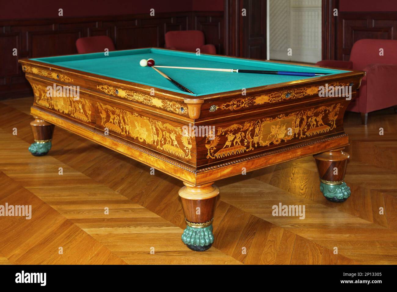 Antiker Carom-Billardtisch mit 2 Kugeln und 3 Kugeln. Stockfoto