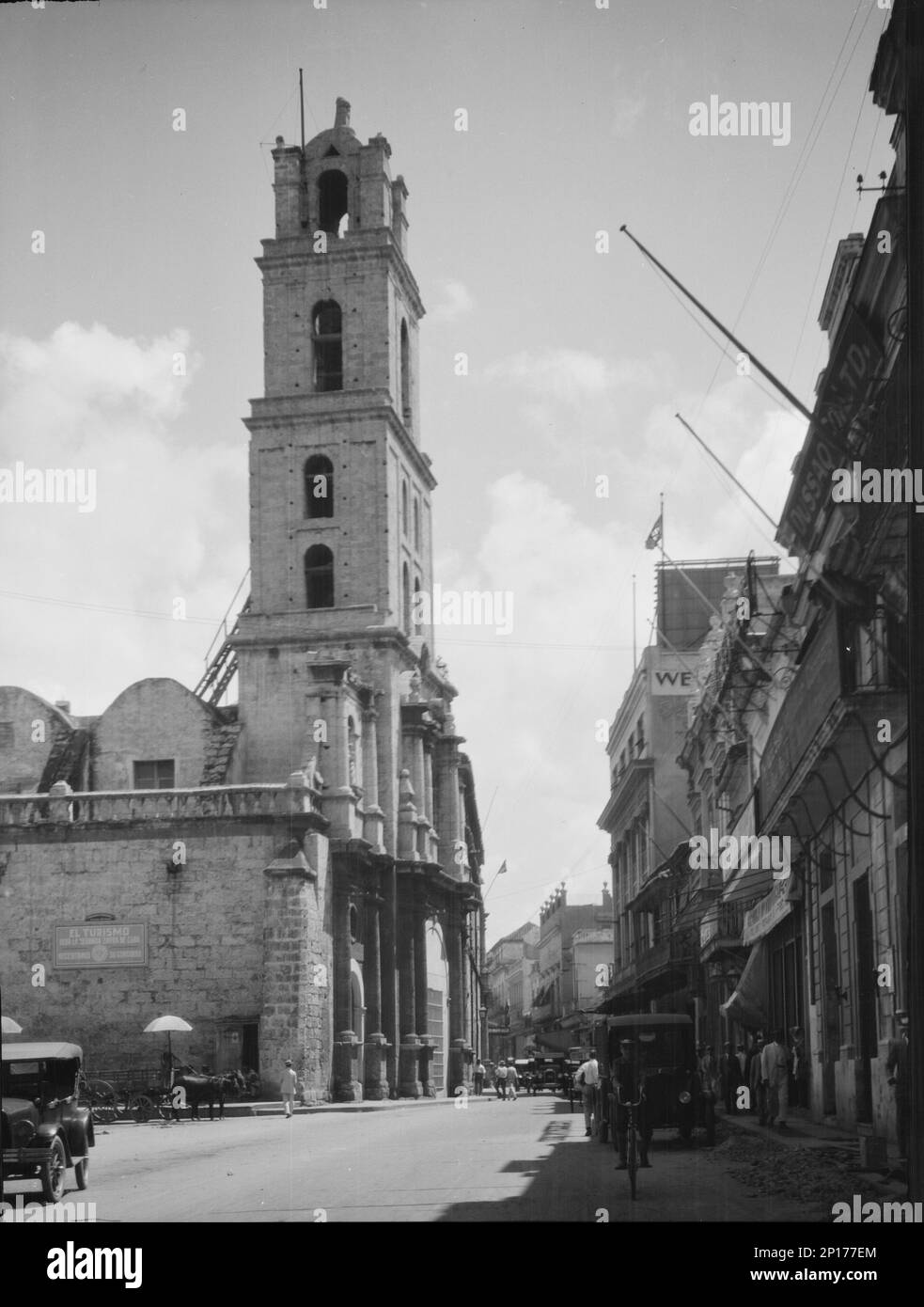 Genießen Sie den Blick auf Kuba und Guatemala zwischen 1899 und 1926 Uhr. Schild: 'El turismo será la segunda zafra de Cuba - Necesitamos su concurso'. (Der Tourismus wird die zweite Ernte Kubas sein - wir brauchen Ihre Teilnahme". Stockfoto Genießen Sie den Blick auf Kuba und Guatemala zwischen 1899 und 1926 Uhr. Schild: 'El turismo será la segunda zafra de Cuba - Necesitamos su concurso'. (Der Tourismus wird die zweite Ernte Kubas sein - wir brauchen Ihre Teilnahme". Stockfoto