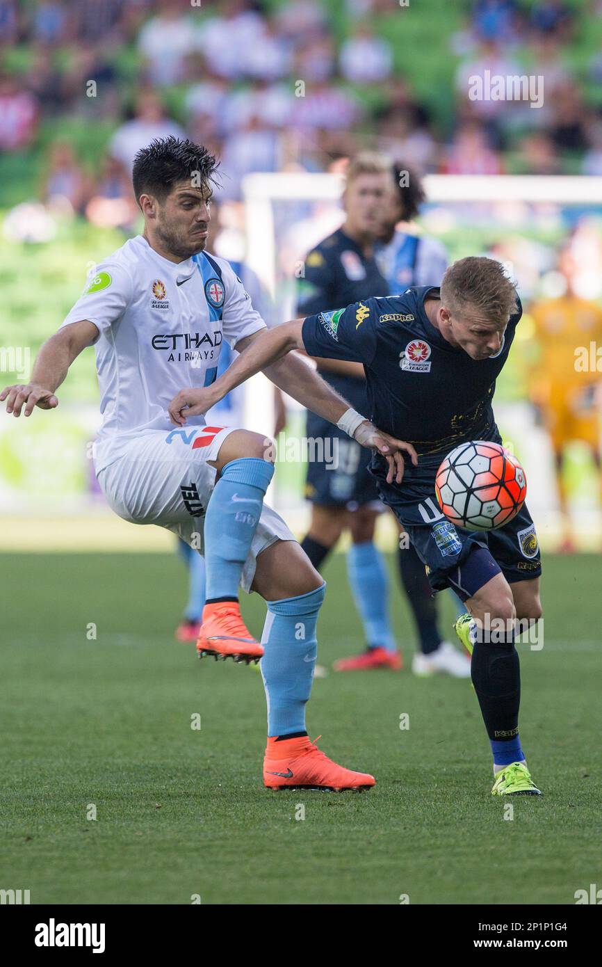 21 Feb 2016: Bruno Fornaroli of Melbourne City and Jacob Poscoliero of the Central Coast Mariners contest the ball during the 20th round of the 2015-16 Hyundai A-League Season between Melbourne City and the Central Coast Mariners held at AAMI Park, VIC, Australia. (Photo by Jason Heidrich/Icon Sportswire) (Icon Sportswire via AP Images) Stockfoto