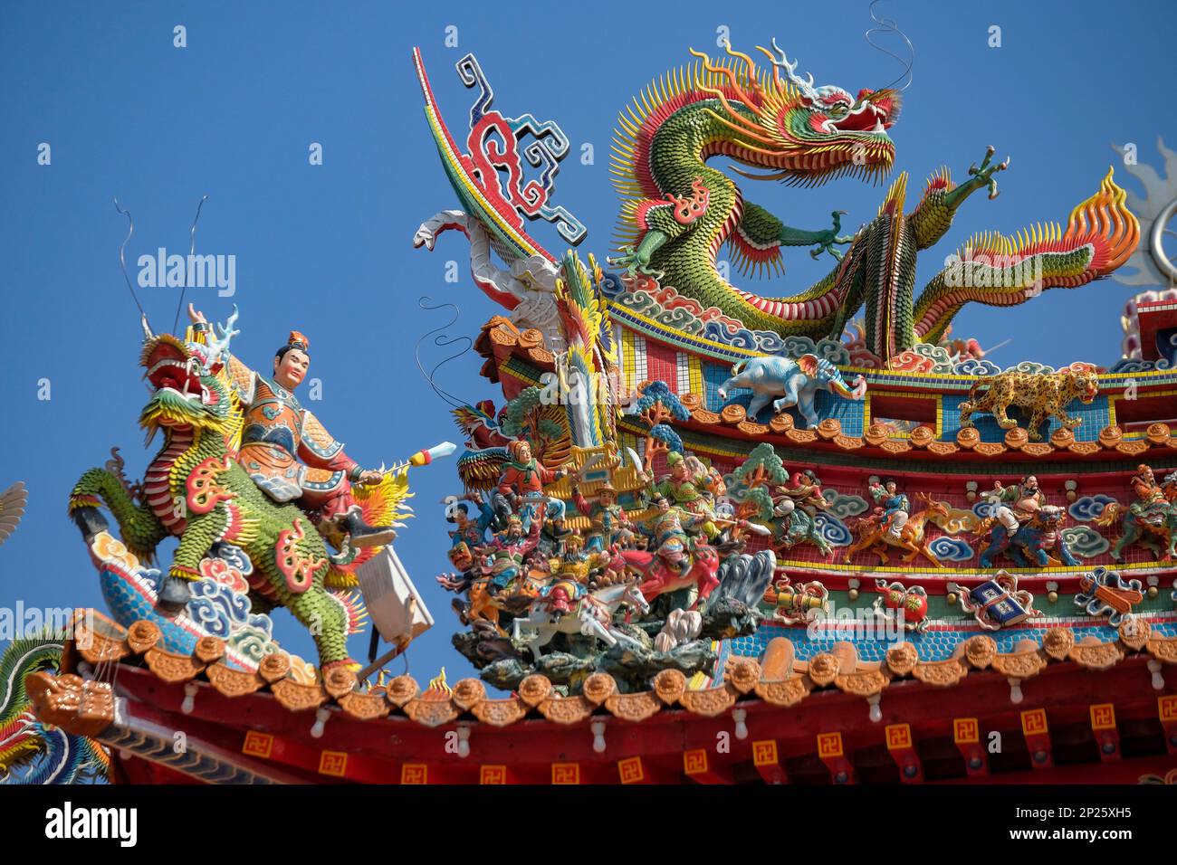 Taichung, Taiwan - 29. Januar 2023: Details des Tzu Yun Yen Tempels ist ein buddhistischer Tempel in Taichung, Taiwan. Stockfoto