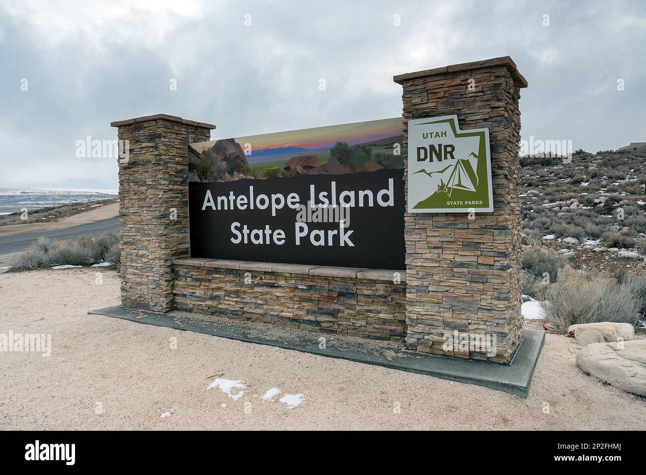 28. Februar 2023: Antelope Island State Park, nördlich von Salt Lake City, bietet Besuchern Zugang zu Wanderungen, Vogelbeobachtung, Camping und Wildtierbeobachtung. Antelope Island State Park, Utah. Stockfoto