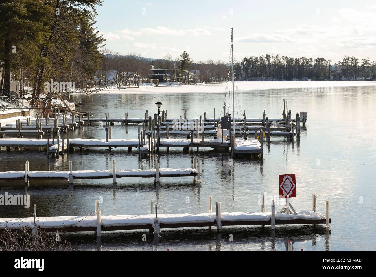 Winnisquam ist mit 4.214 Hektar der 4. Größte See in NH. Teile davon liegen in Meredith, Laconia, Sanbornton, Belmont und Tilton. Nur ein paar Meilen von mir entfernt Stockfoto