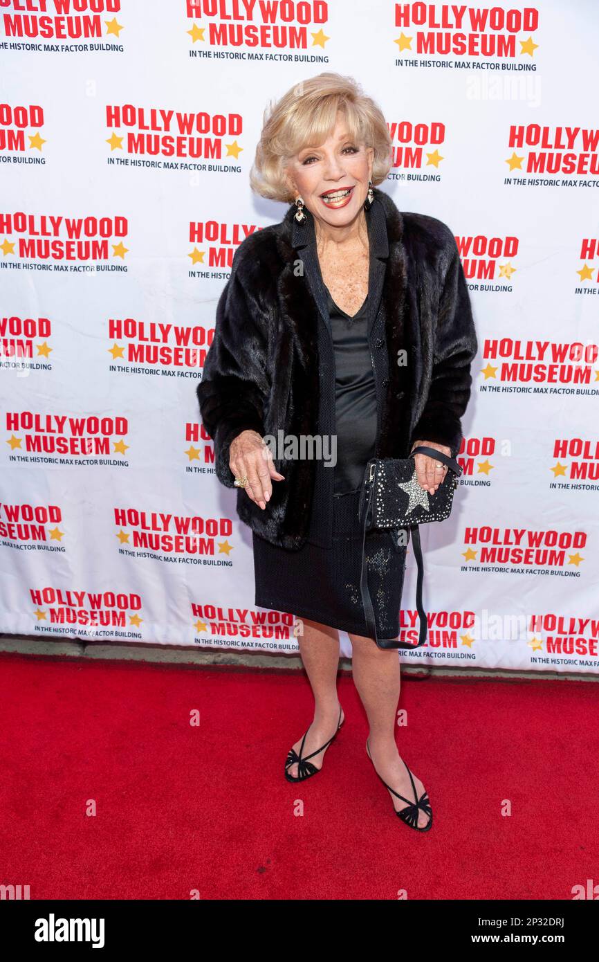 Los Angeles, USA. 4. März 2023. Schauspielerin Ruta Lee besucht das Hollywood Museum, das den Film Legend Mary Pickford's Ball Gown im Hollywood Museum, Los Angeles, CA enthüllt. 4. März 2023 Kredit: Eugene Powers/Alamy Live News Stockfoto