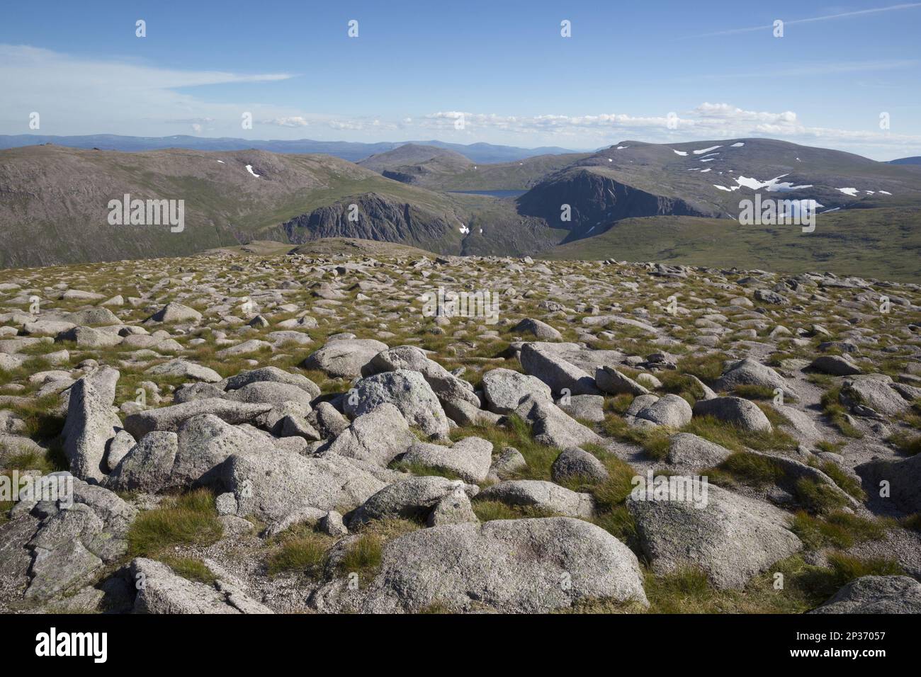 Blick auf Berggipfel, Cairn Gorm, Cairngorms N. P. Highlands, Schottland, Großbritannien Stockfoto