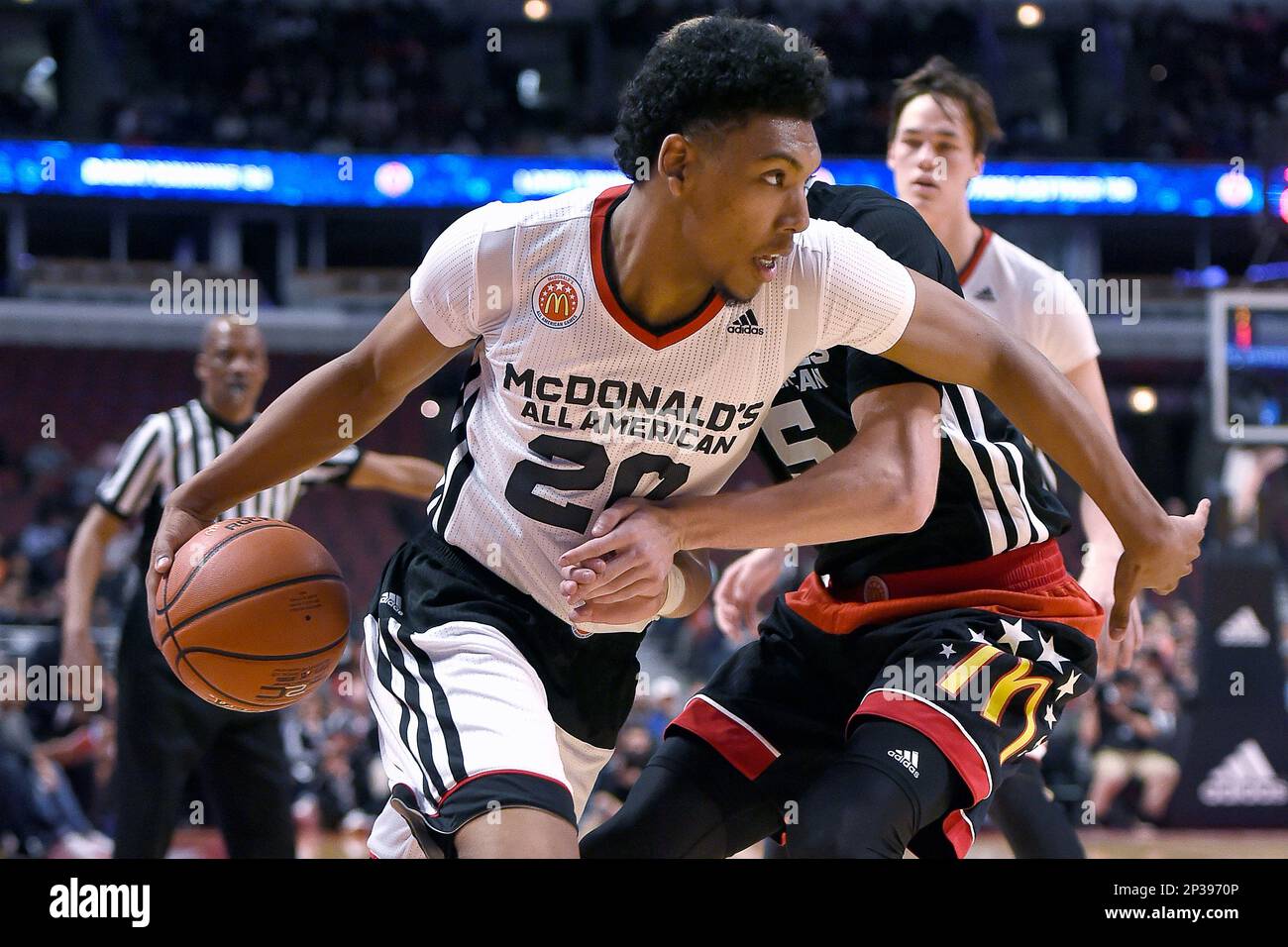 01 April 2015 McDonald's AllAmerican Boy's West Team guard Allonzo Trier (20) in action during