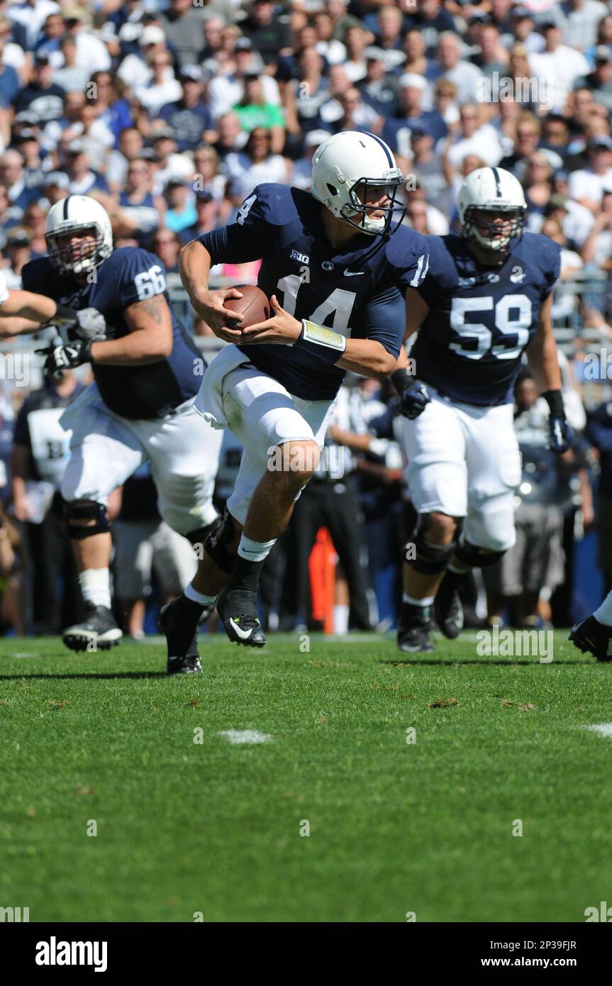 Penn State University Nittany Lions quarterback Christian Hackenberg (14) during game against Northwestern University Wildcats played on Saturday, September 27, 2014 in University Park, PA. Northwestern defeated Penn State 29-6.(AP Photo/Tomasso DeRosa) Stockfoto