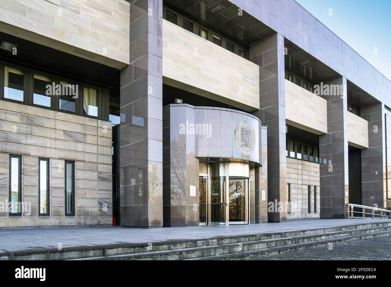 Haupteingang zum Glasgow Sheriff Court, Glasgow, Schottland, Großbritannien Stockfoto