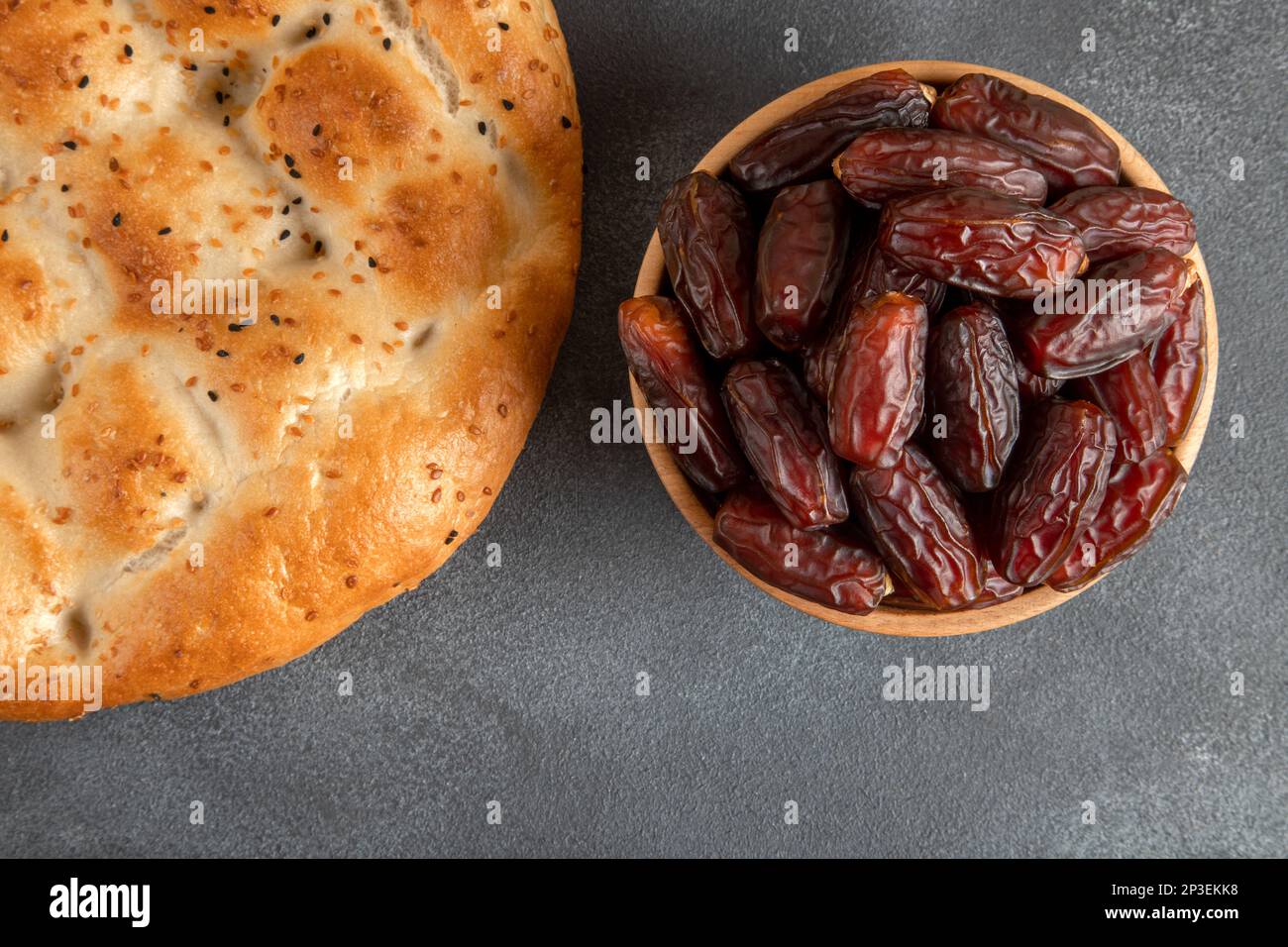 Dattelfrüchte, traditionelle ramadan Pita, Draufsicht Stockfoto