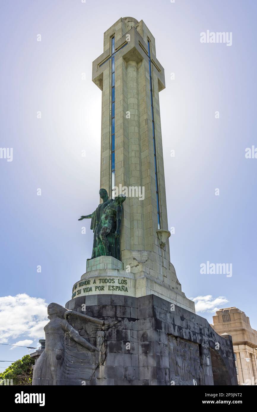 Monumento a los Caidos am Plaza de Espana in Santa Cruz de Tenerife. Denkmal für die gefallenen Nationalisten im Spanischen Bürgerkrieg. Stockfoto