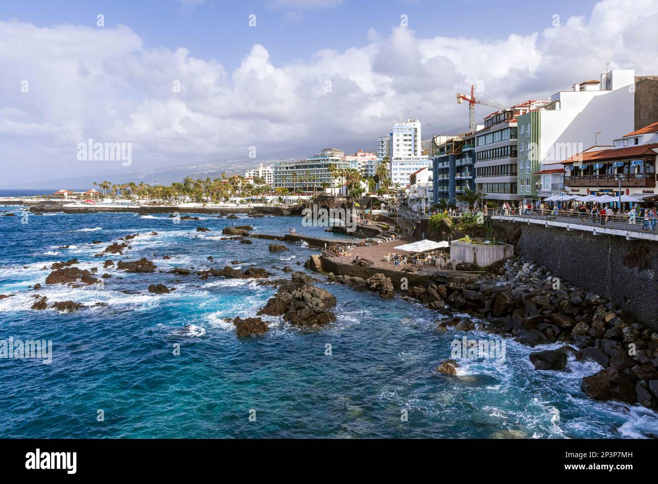 Uferpromenade in Puerto de la Cruz, Teneriffa, Kanarische Inseln Stockfoto